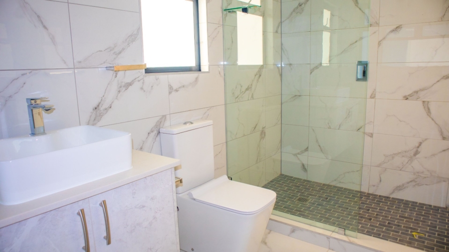 4 Bedroom Property for Sale in Kidds Beach Eastern Cape